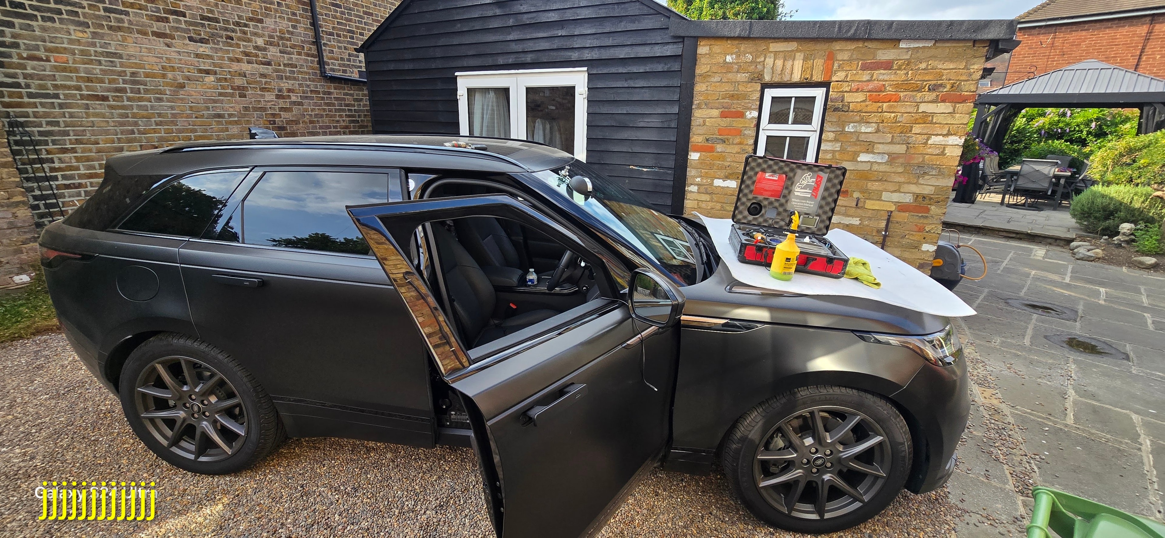 2026 Range Rover Velar stone chip repair carried out by JJ Windscreens at a customer's home in Broxbourne EN10 — mobile service, same-day attendance